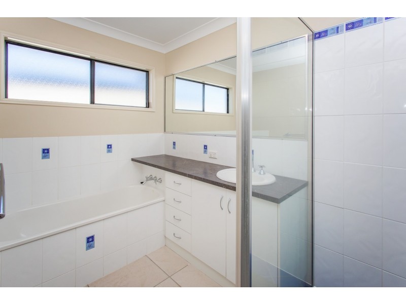 10 Whiting Court, Andergrove QLD 4740