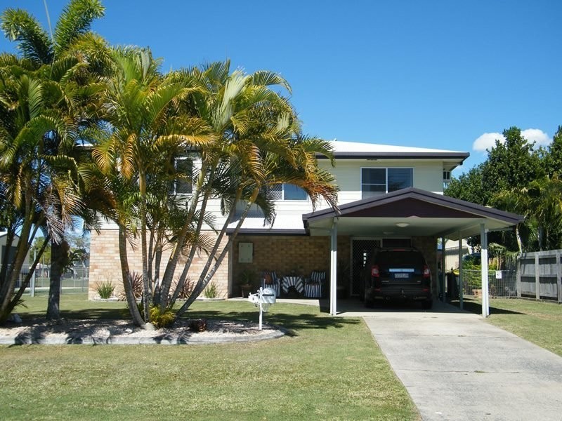 2 Hastings Street, Ooralea QLD 4740