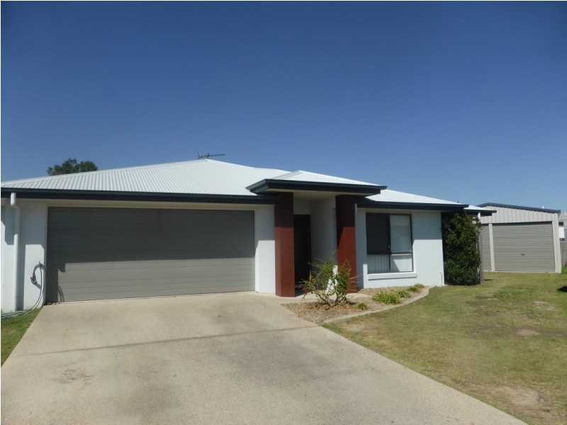 15 Kingslea Court, Ooralea QLD 4740