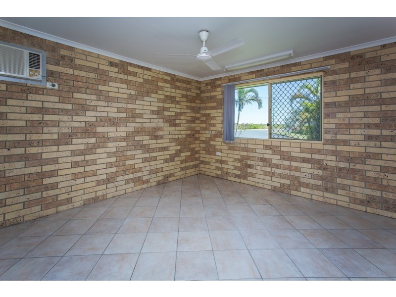 2 Carr Street, North Mackay QLD 4740