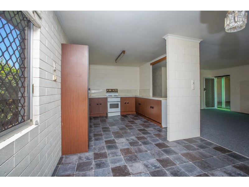 40 Lagoon Street, West Mackay QLD 4740