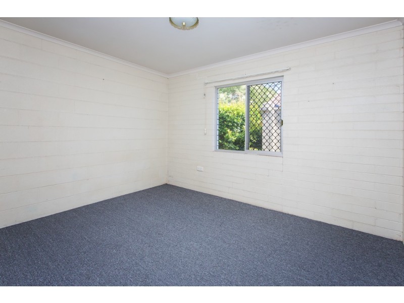 40 Lagoon Street, West Mackay QLD 4740