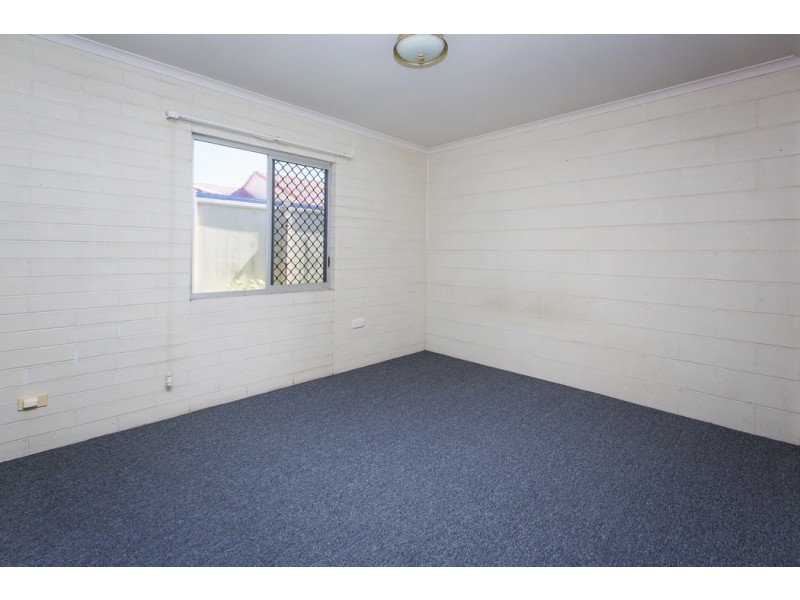 40 Lagoon Street, West Mackay QLD 4740