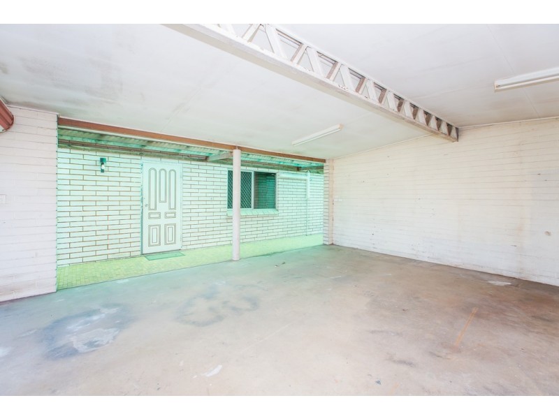40 Lagoon Street, West Mackay QLD 4740