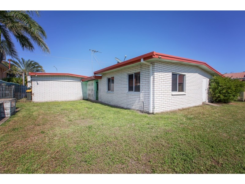 40 Lagoon Street, West Mackay QLD 4740