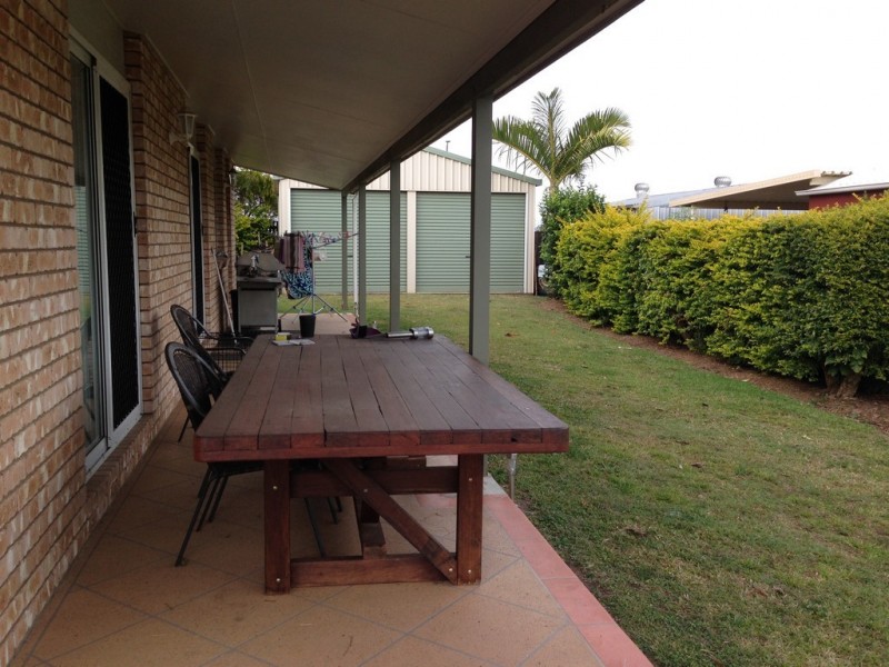 30 Bradman Drive, Glenella QLD 4740