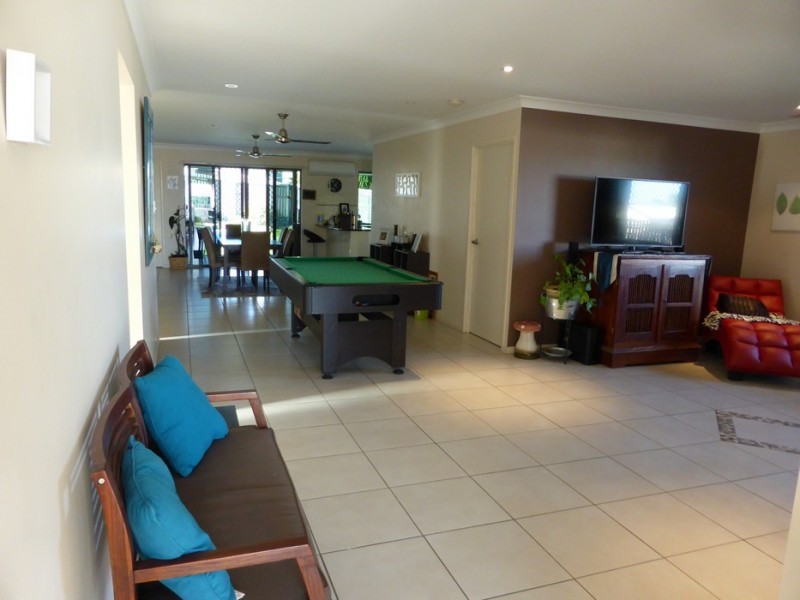 7 Kinghorn Street, Eimeo QLD 4740