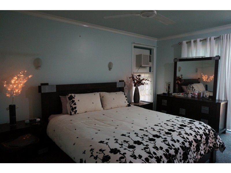 9 Caledonian Drive, Beaconsfield QLD 4740