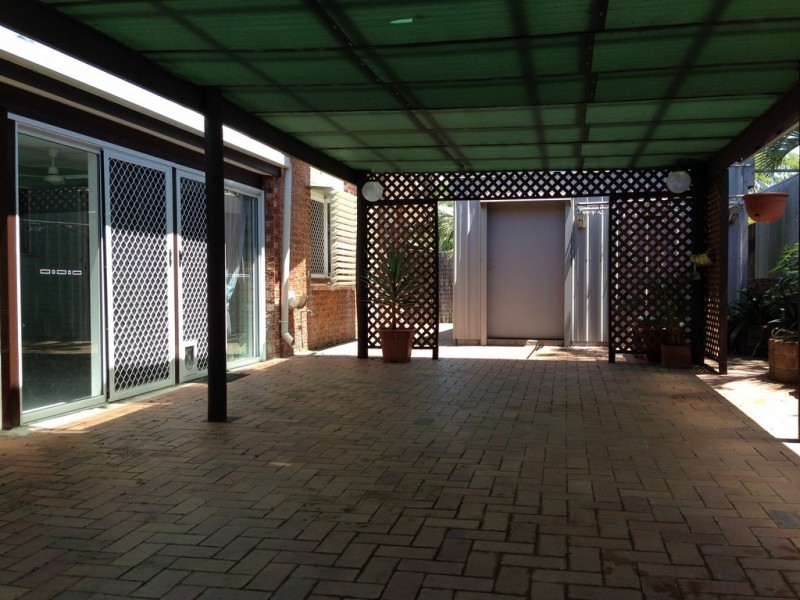 5 Salmon Avenue, Eimeo QLD 4740