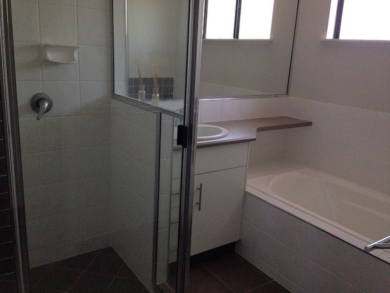 109 Kennys Road, Marian QLD 4753