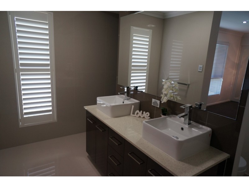 5 Boardrider Boulevard, Shoal Point QLD 4750