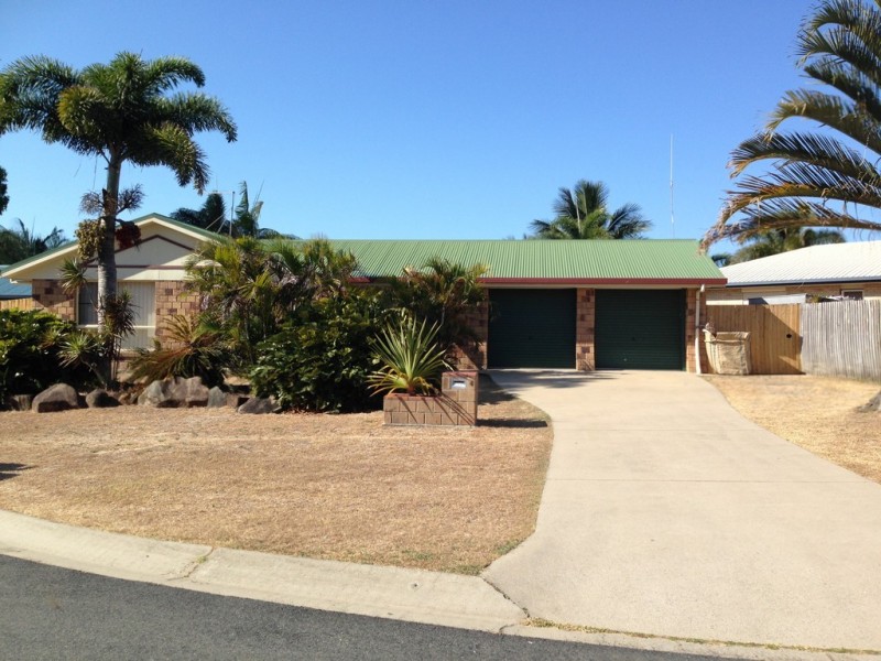 4 Dudley Place, Slade Point QLD 4740