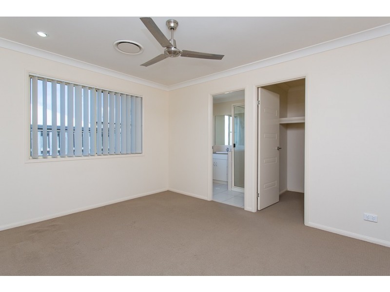 40 Miami Terrace, Blacks Beach QLD 4740