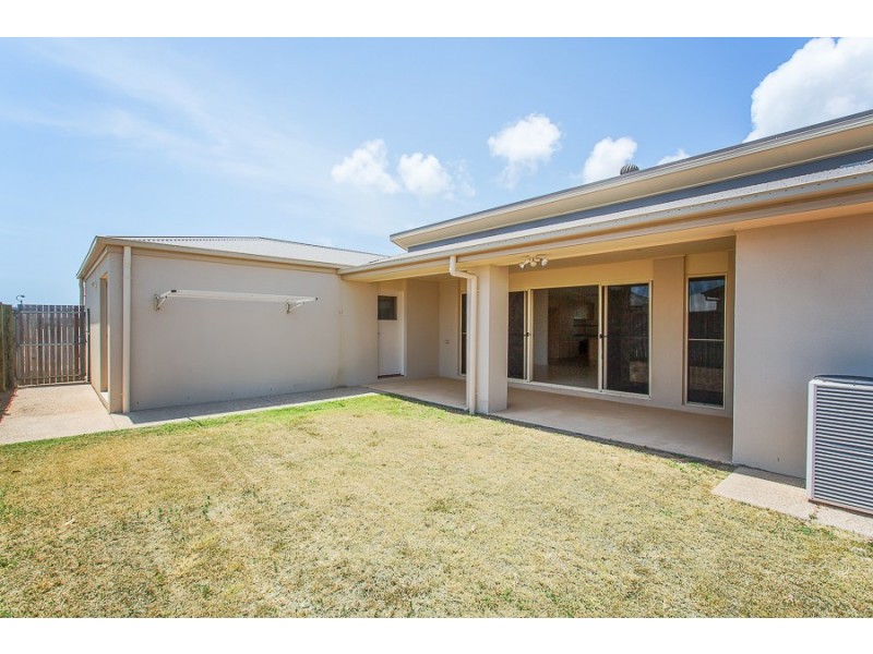 40 Miami Terrace, Blacks Beach QLD 4740