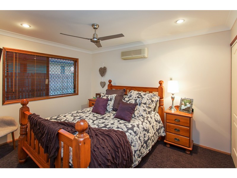 17 Romaine Court, Glenella QLD 4740