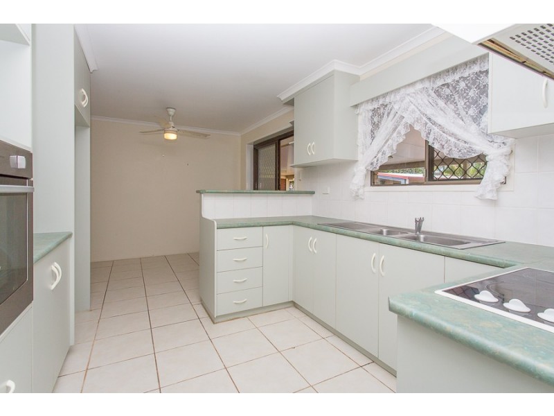 32 Coral Drive, Blacks Beach QLD 4740