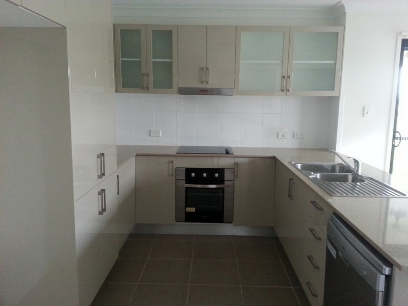 17 Elizabeth Street, Mirani QLD 4754
