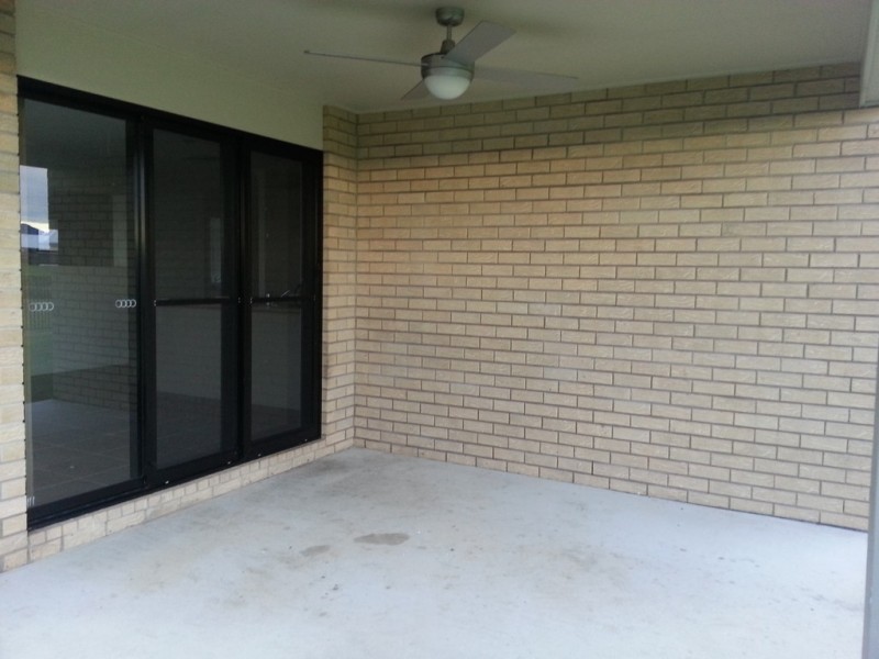 17 Elizabeth Street, Mirani QLD 4754