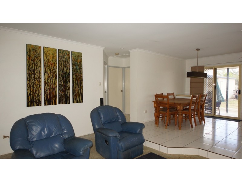 4 Ivy Street, Mirani QLD 4754