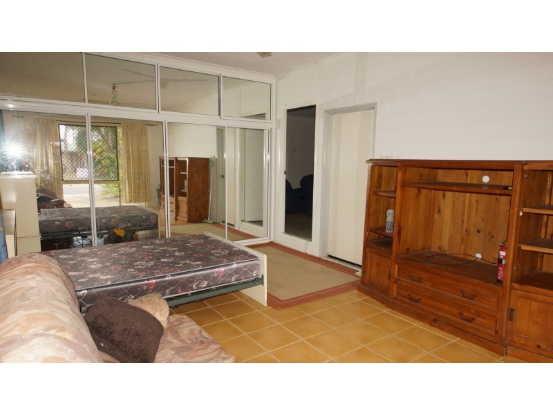 4 Ivy Street, Mirani QLD 4754