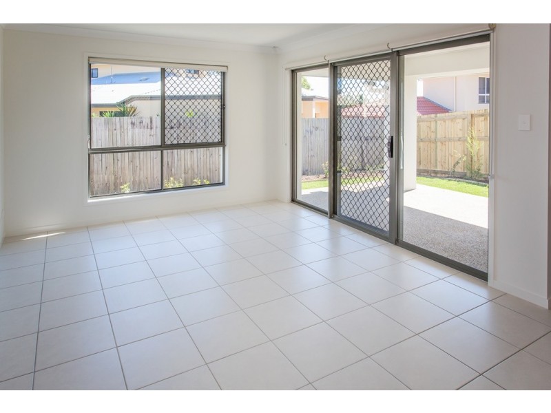 2/11 Sailway Drive, Eimeo QLD 4740