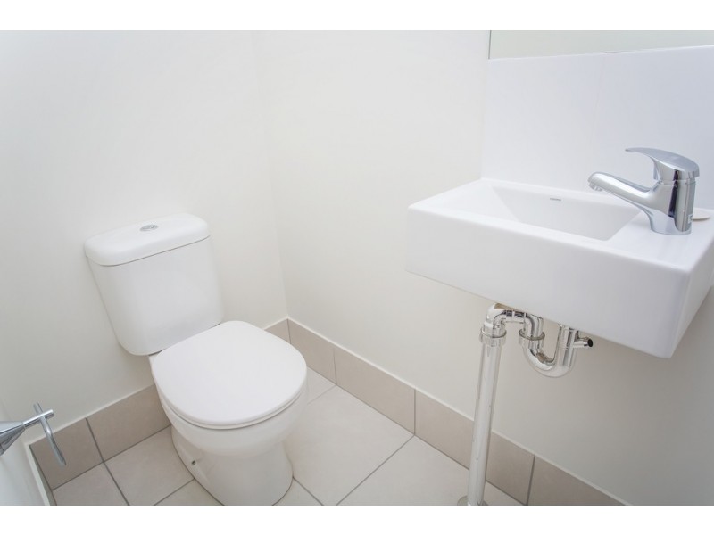 2/11 Sailway Drive, Eimeo QLD 4740
