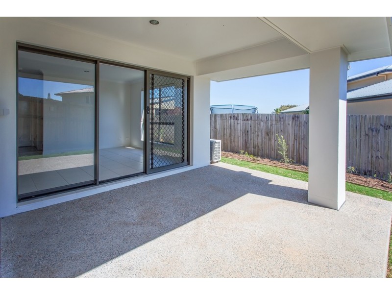 2/11 Sailway Drive, Eimeo QLD 4740