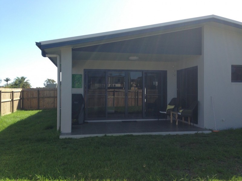 2A Mansfield Drive, Beaconsfield QLD 4740