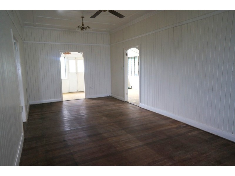 34 Hamilton Street, North Mackay QLD 4740