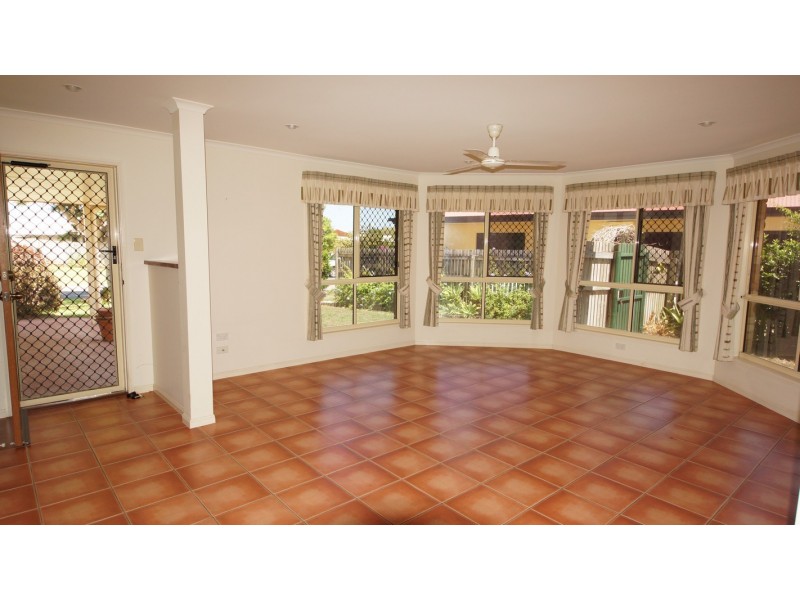 5 Marlin Court, Andergrove QLD 4740