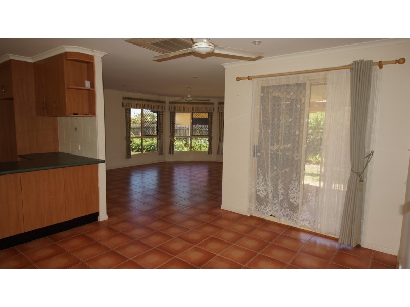 5 Marlin Court, Andergrove QLD 4740