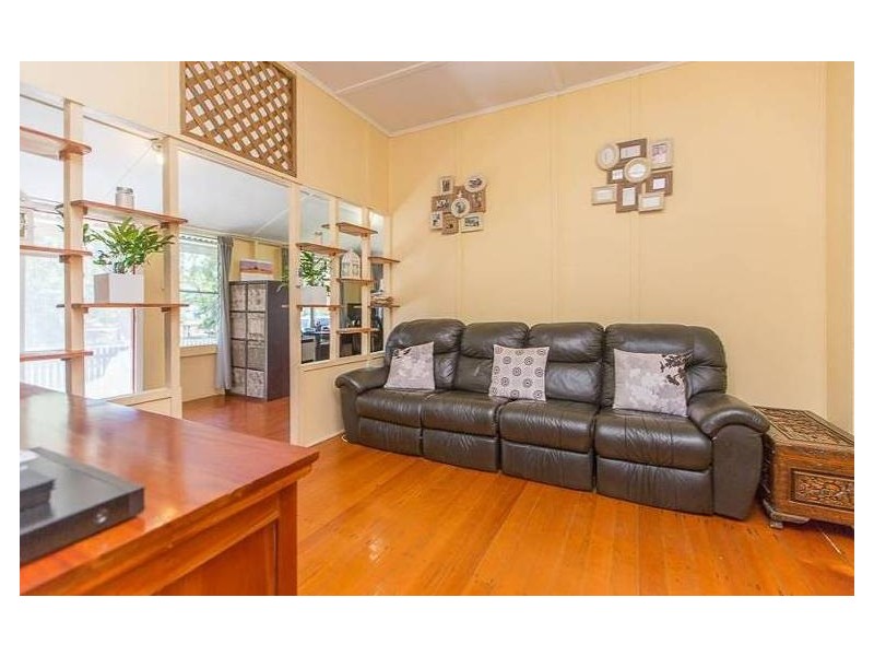 49 Bucasia Esplanade, Bucasia QLD 4750