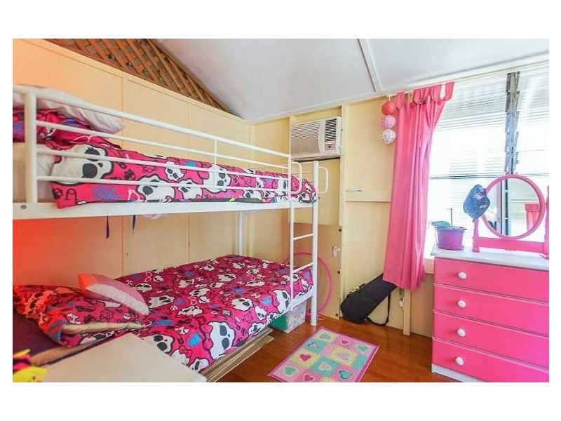 49 Bucasia Esplanade, Bucasia QLD 4750