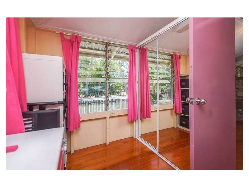 49 Bucasia Esplanade, Bucasia QLD 4750