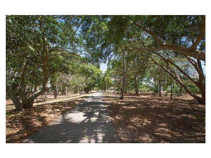 49 Bucasia Esplanade, Bucasia QLD 4750