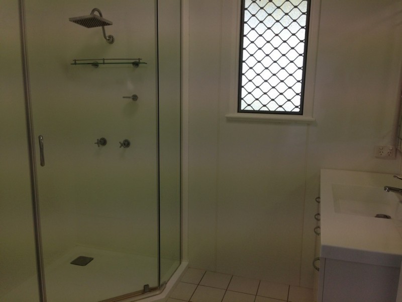 8 William Street, South Mackay QLD 4740