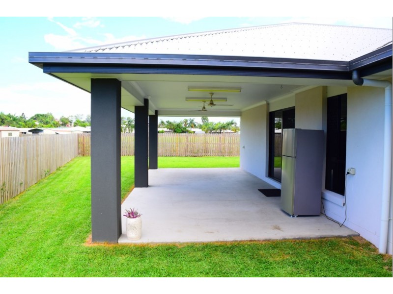 5 Burge Court, Glenella QLD 4740
