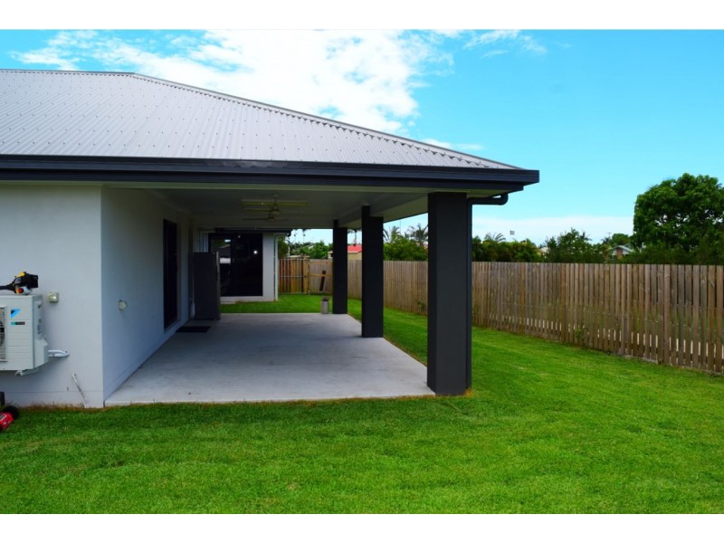 5 Burge Court, Glenella QLD 4740