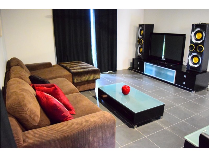 5 Burge Court, Glenella QLD 4740