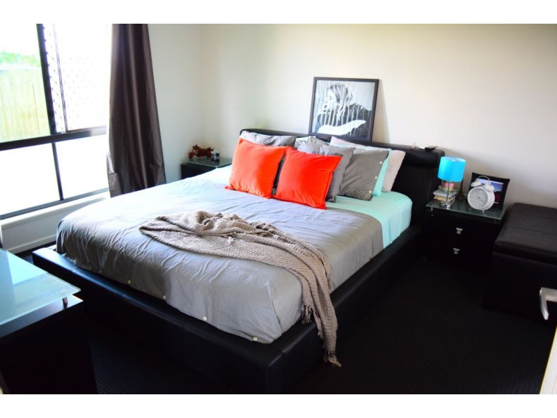 5 Burge Court, Glenella QLD 4740