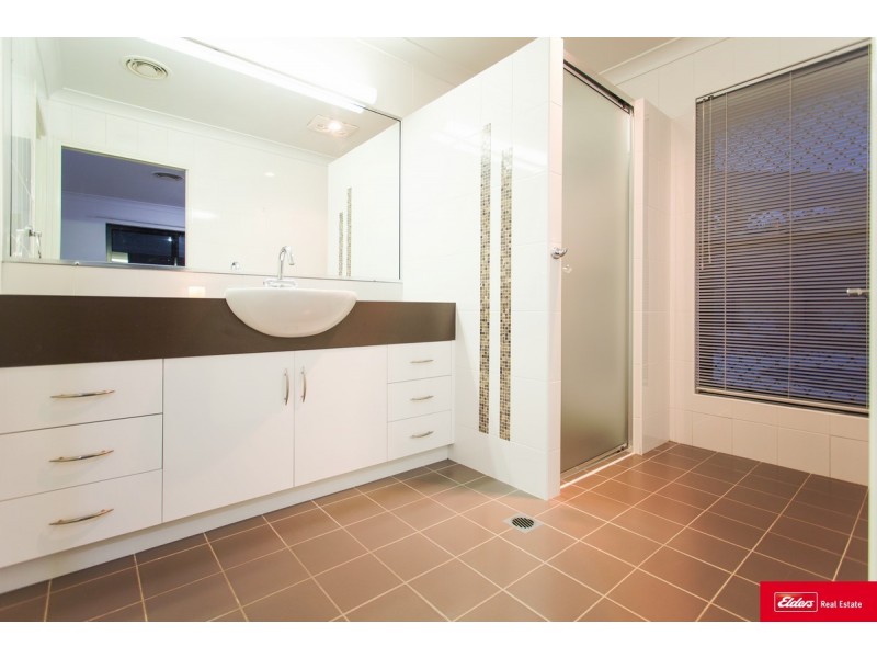 17 Sturt Crescent, Erakala QLD 4740