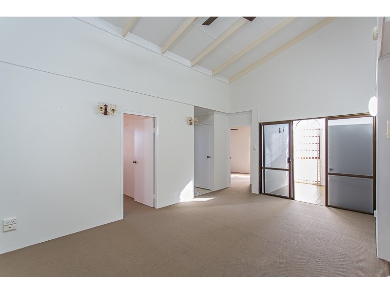 2/17 Gold Street, Mackay QLD 4740
