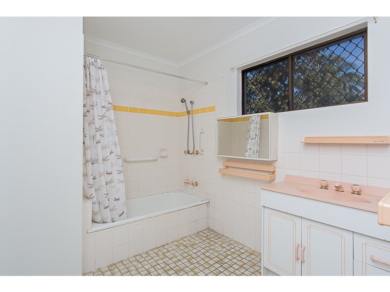 2/17 Gold Street, Mackay QLD 4740