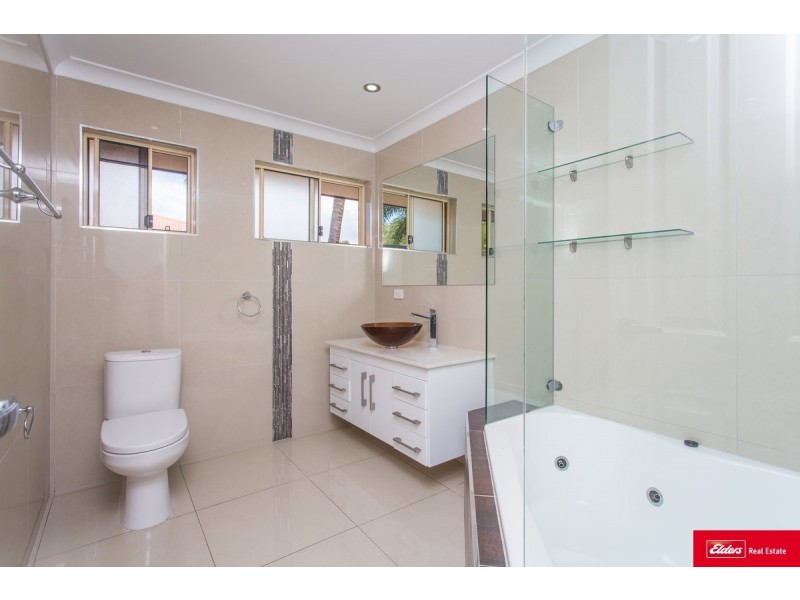 28 Busuttin Drive, Eimeo QLD 4740