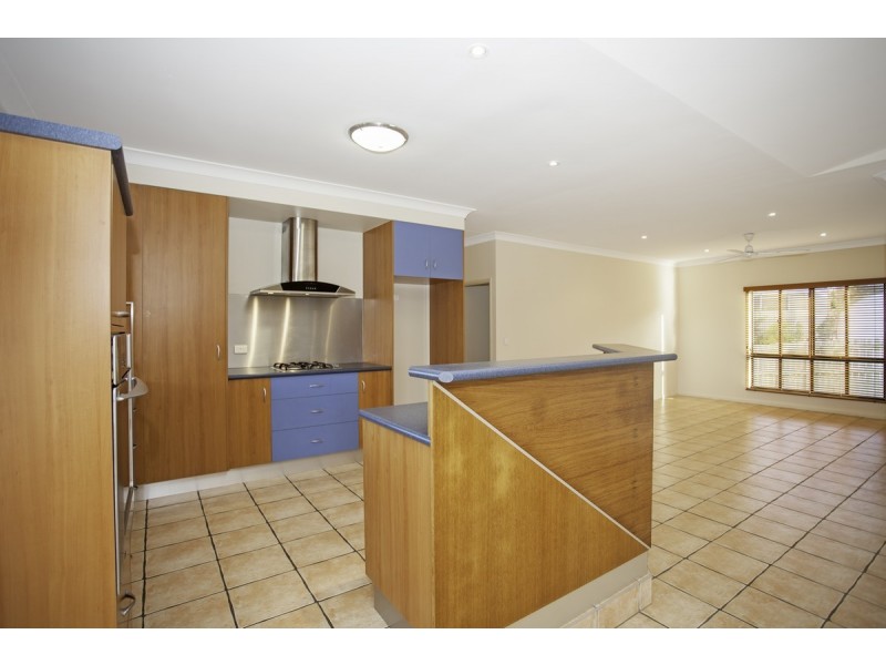 11 Cosford Close, Eimeo QLD 4740