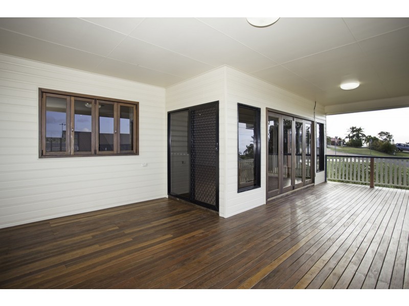 11 Cosford Close, Eimeo QLD 4740