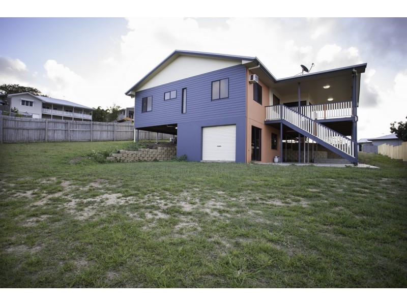 11 Cosford Close, Eimeo QLD 4740