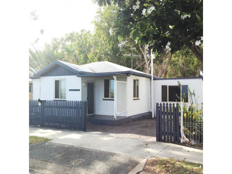 29 Slade Esplanade, Slade Point QLD 4740