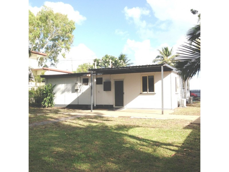 29 Slade Esplanade, Slade Point QLD 4740