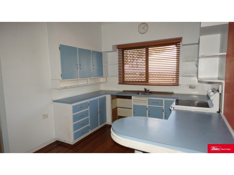 62 Mackenzie Street, West Mackay QLD 4740